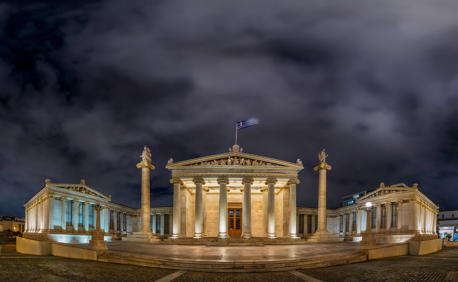 Marina Hotel in the center of Athens