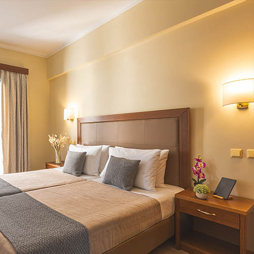 Marina Hotel in the center of Athens